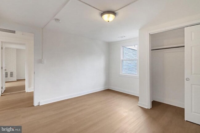 Building Photo - 24369 W Main St