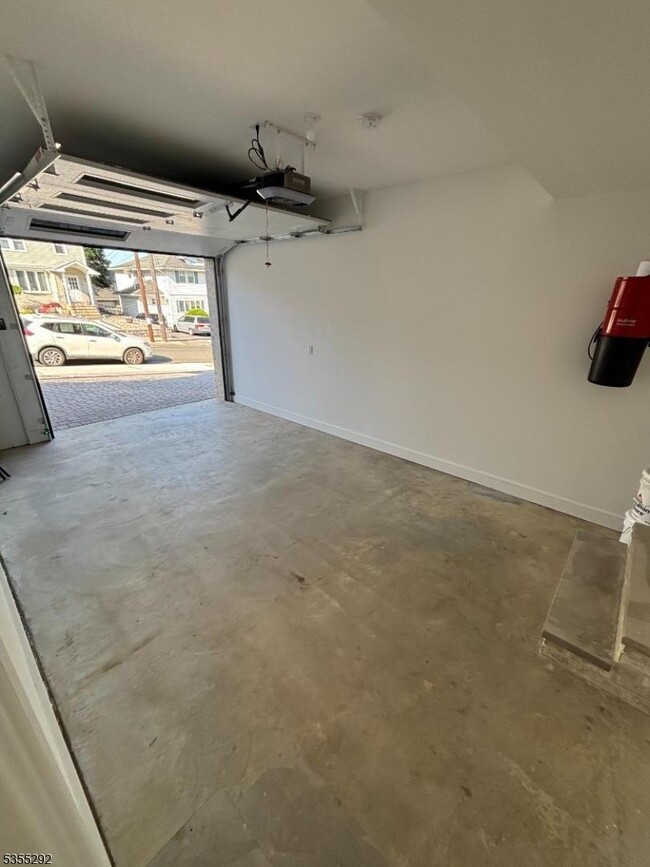 Building Photo - 67 W Harwood Terrace