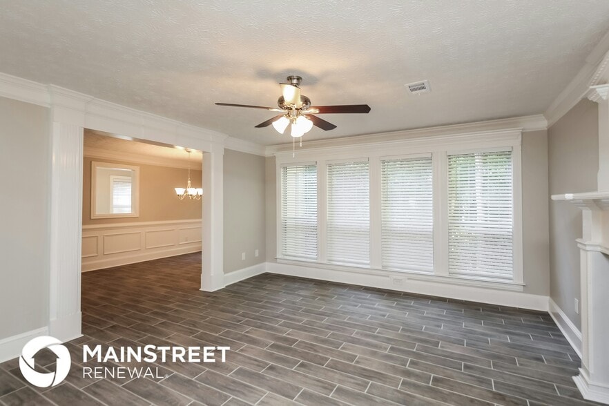 Building Photo - 3543 Benthollow Way