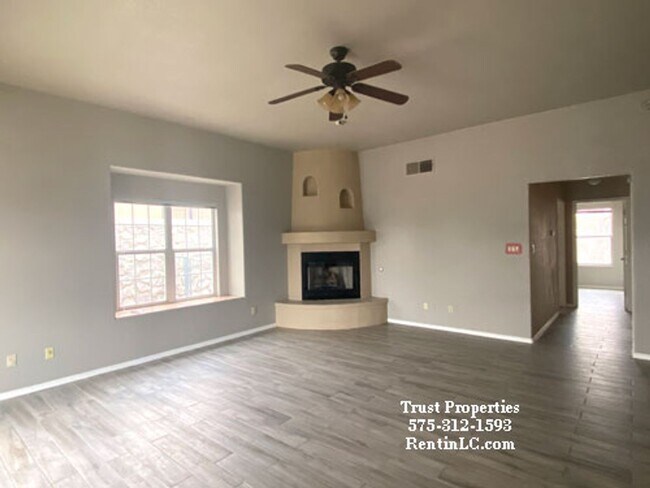 Building Photo - Great home in the Sonoma Area