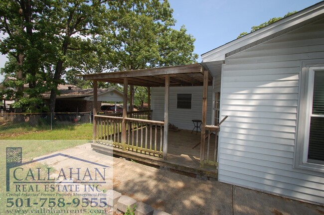 Building Photo - Sherwood 3 Bedroom Home