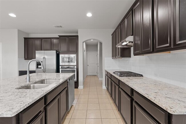 Building Photo - 15601 Cabrillo Way