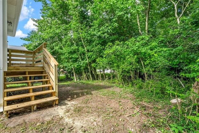 Building Photo - 515 9th St