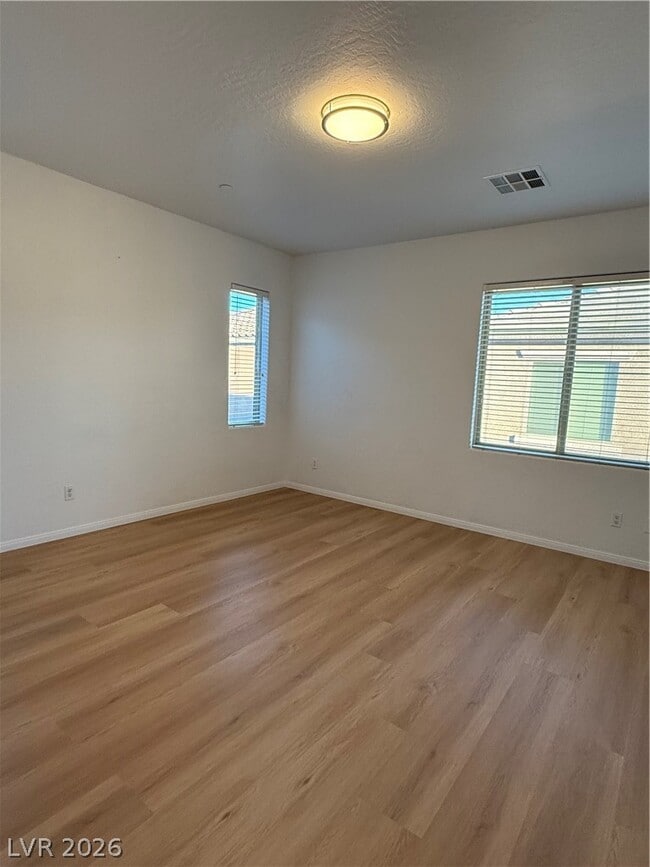 Building Photo - 690 Calamus Palm Pl