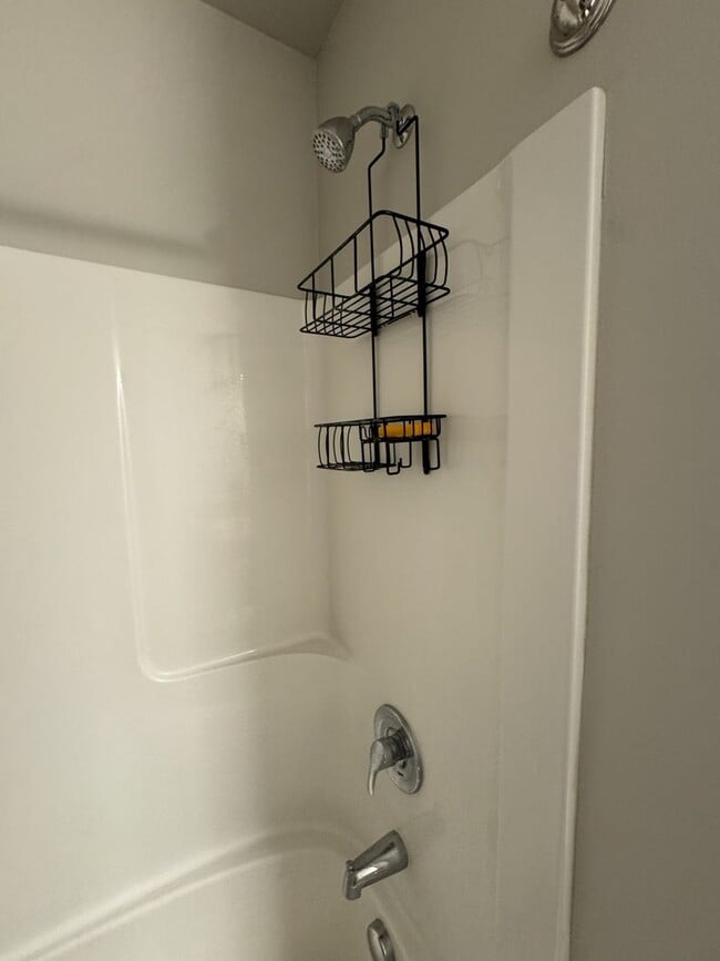 Primary Photo - Furnished Hermiston Rental