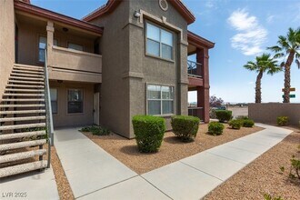Building Photo - 8000 W Badura Ave