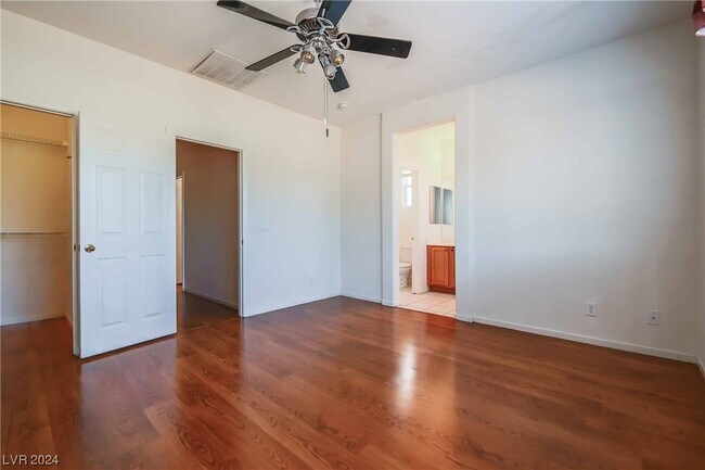 Building Photo - 10320 William Fortye Ave