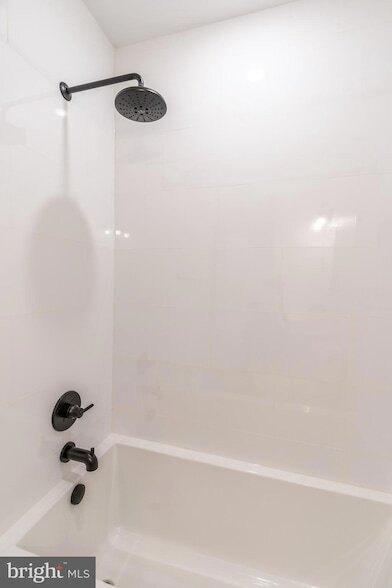 Building Photo - 1601 Frankford Ave