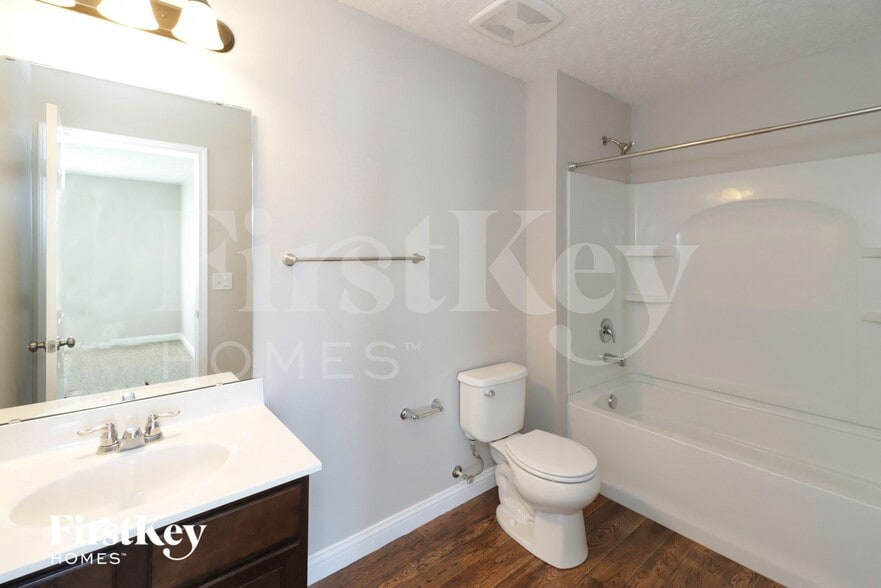 Building Photo - 4290 Yellow Prairie Dr