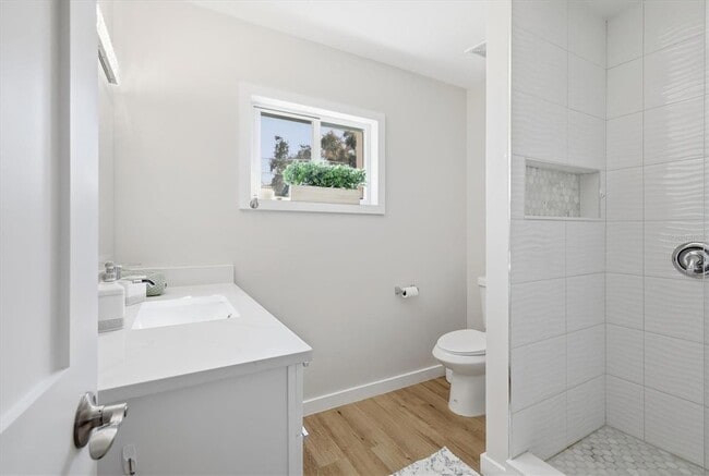 Building Photo - 5247 Carmilfra Dr