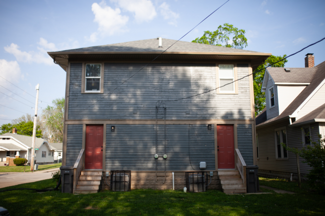 Building Photo - 1230 Lasalle St