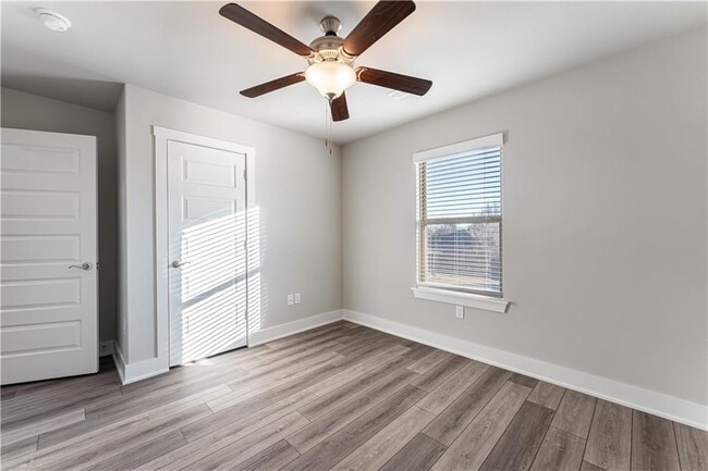 Building Photo - 507 W Arkansas St