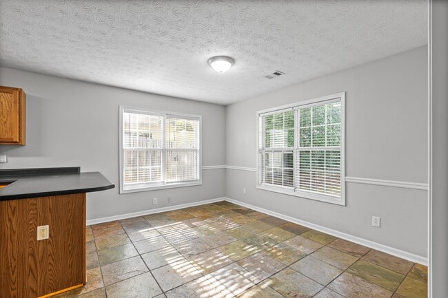 Building Photo - 2181 Jefferson St