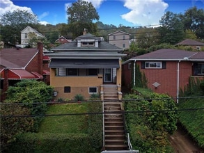 Building Photo - 327 Erie Ave