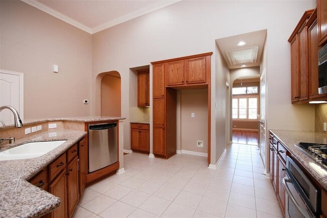 Building Photo - 17803 Skyline Arbor Terrace