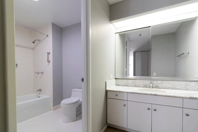 Building Photo - 680 N Lake Shore Dr