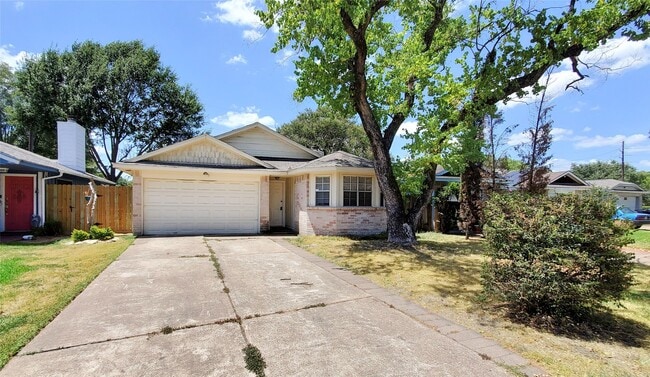 Building Photo - 11047 Grassyglen Dr