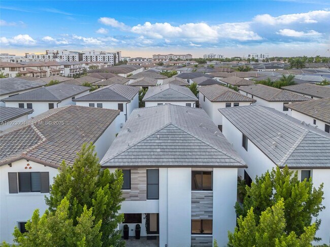 Building Photo - 4363 NW 81st Ave