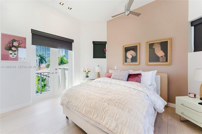 Building Photo - 3916 Island Estates Dr