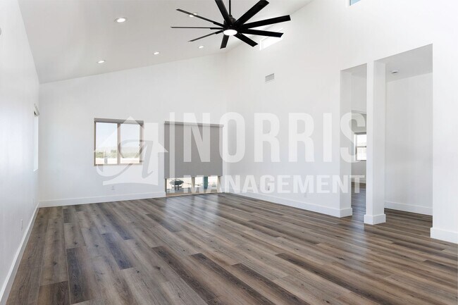 Building Photo - Brand New Home with Beautiful Updates!