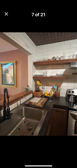 Building Photo - 217 Saint Luke Ct