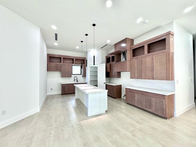 Building Photo - 2925 Fisher's Hill Loop