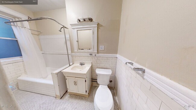 Building Photo - 52 Charlesgate E