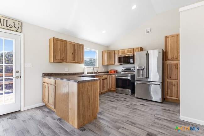 Building Photo - 380 Brushy Crk Trl