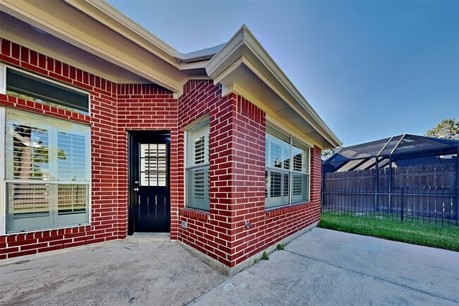 Building Photo - 18110 Polo Meadow Dr