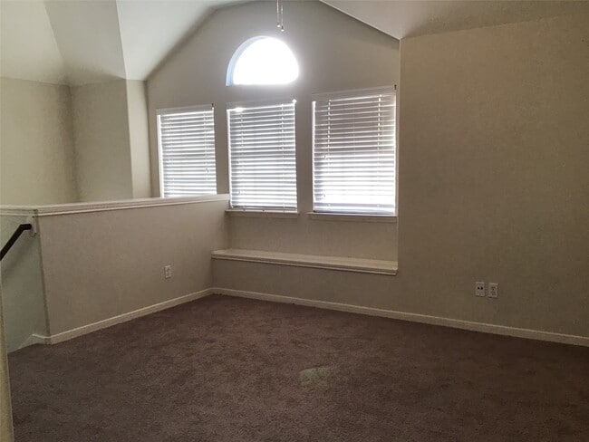 Building Photo - 19818 Twisted Creek Dr