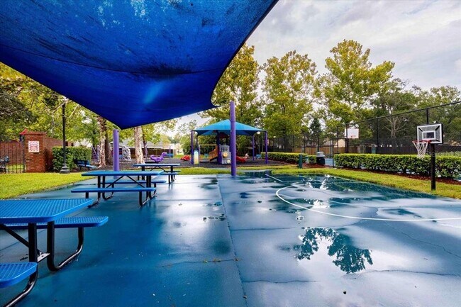 Building Photo - 1054 Brielle Ave