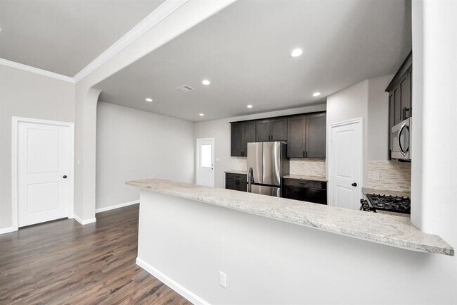 Building Photo - 314 Carlos Leal Dr