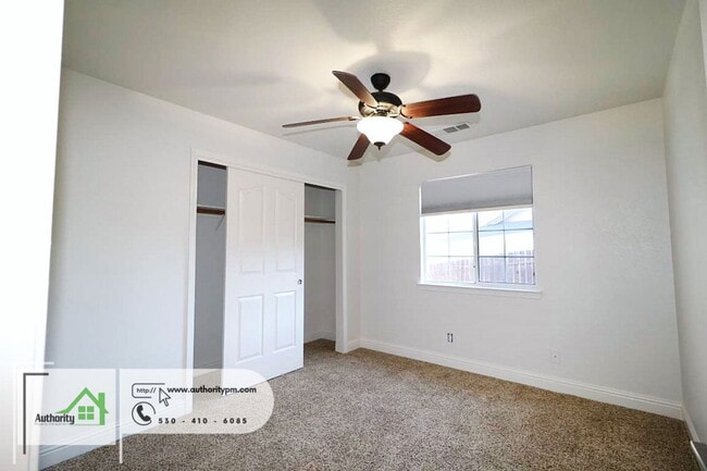 Building Photo - 4561 Moyvane Dr