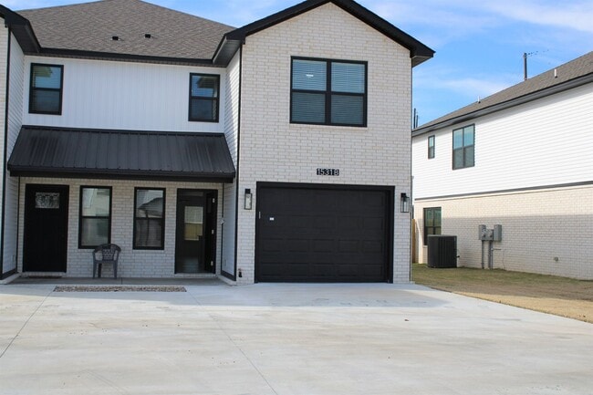 Building Photo - COX-NORTHRIDGE DR-1