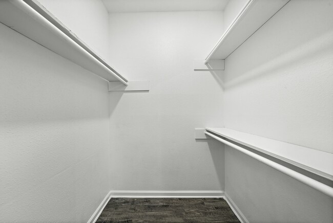 Building Photo - Discover Your Perfect Home...