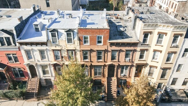 Building Photo - 112 Brooklyn Ave