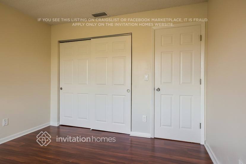 Building Photo - 8211 NW 53rd St