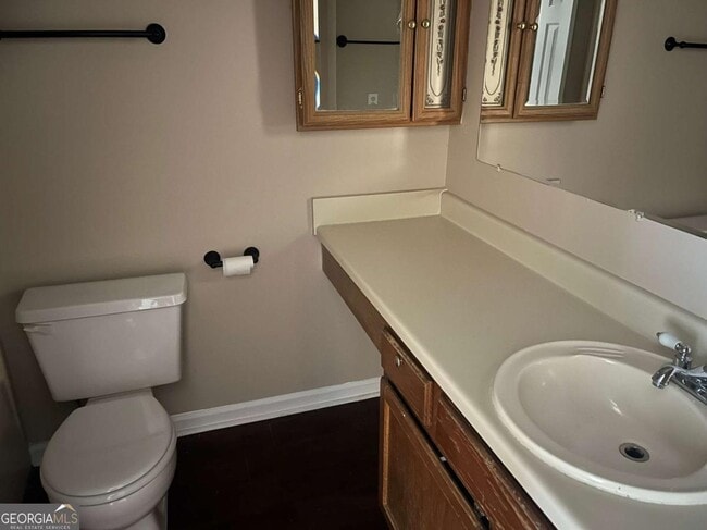 Building Photo - 1301 Hickory Ridge Trail