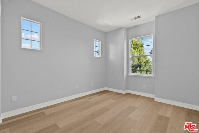Building Photo - 30311 Ashfield Ct