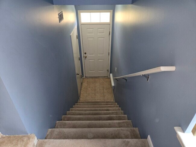 Building Photo - 29949 Fox Run Cir
