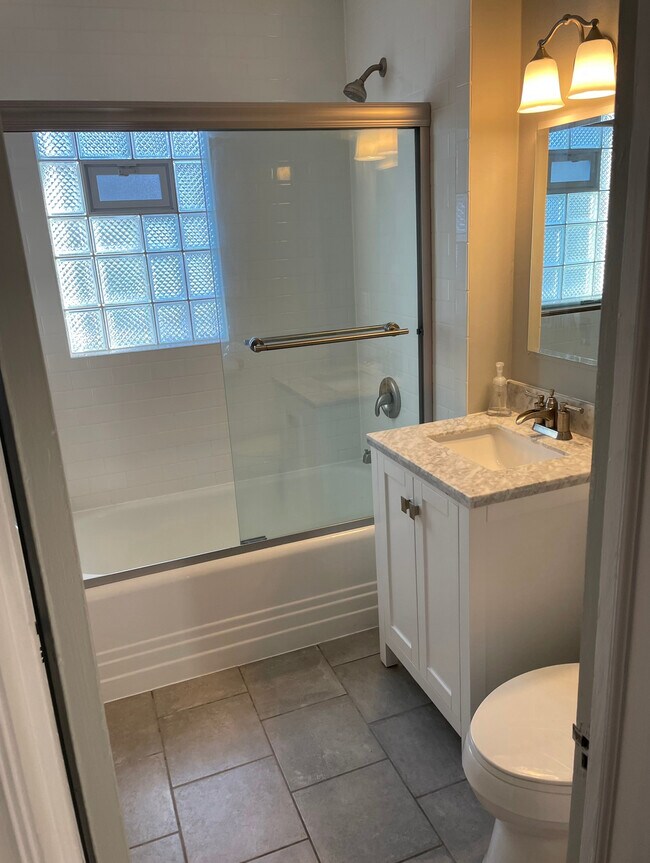 Bathroom - 1324 S 76th St