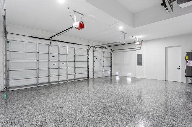 Building Photo - 2702 Old Burnt Store Rd N