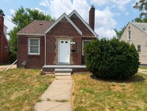 Building Photo - 19325 Gable St