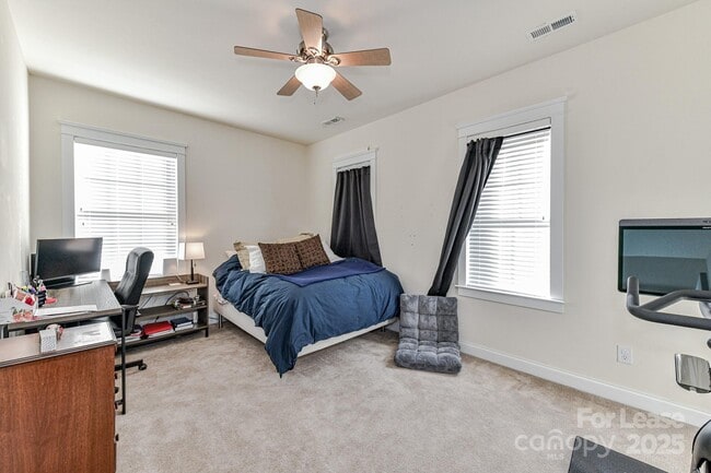 Building Photo - 16727 Spruell St