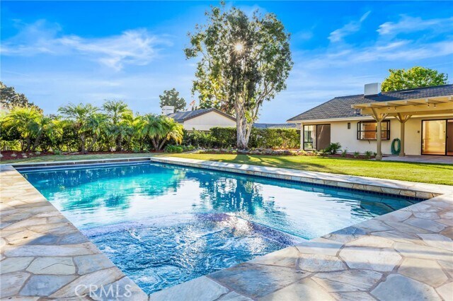 Building Photo - 428 San Lucas Dr