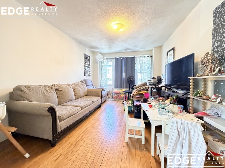 Building Photo - 63 Euston Rd