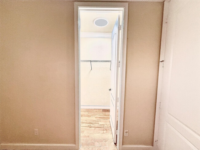 Building Photo - 7805 Patriot St