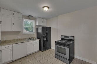 Building Photo - 43-45 N Chase Ave