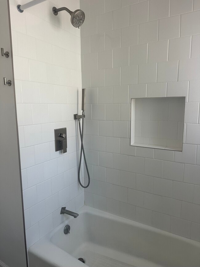 Building Photo - 2449 Florencita Dr W