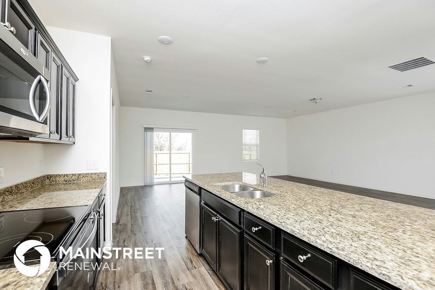 Building Photo - 513 Scuttle Dr